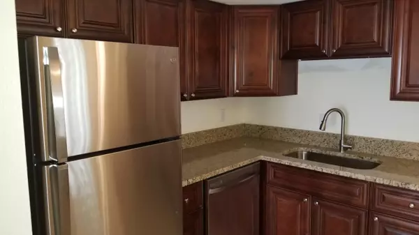 Port Saint Lucie, FL 34952,1516 SE Royal Green CIR G-103