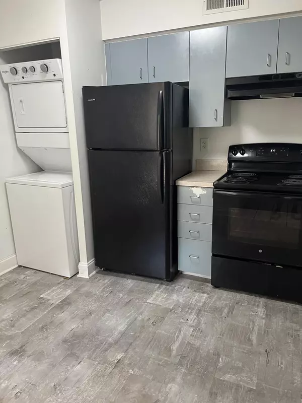 West Palm Beach, FL 33409,6104 Glenmoor DR