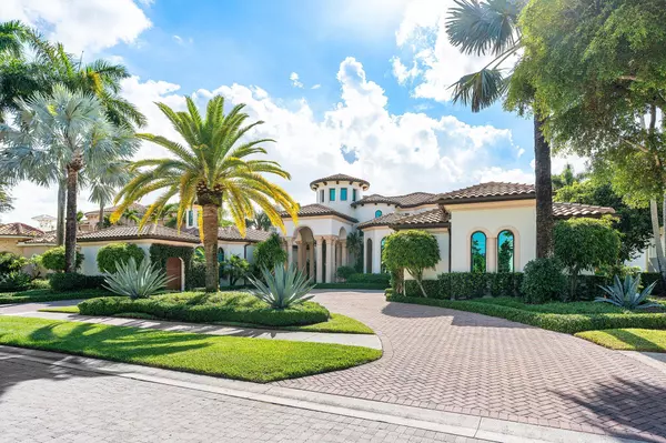 Palm Beach Gardens, FL 33418,207 Grand Pointe DR