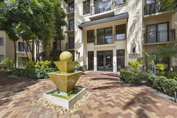 Palm Beach Gardens, FL 33418,4903 Midtown LN 3321