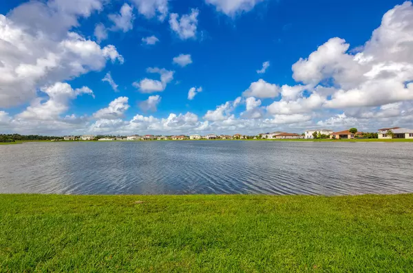 Port Saint Lucie, FL 34987,8405 NW Greenbank CIR