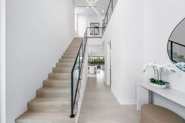 Delray Beach, FL 33483,718 N Lake AVE