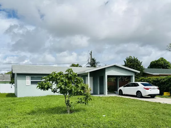 4599 Pruden BLVD, Lake Worth, FL 33463