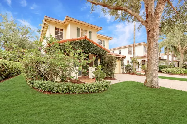 Palm Beach Gardens, FL 33410,740 Duchess CT