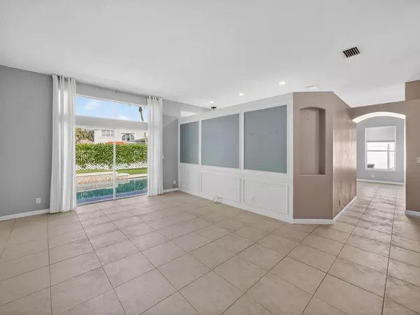 Lake Worth, FL 33463,6346 Sand Hills CIR