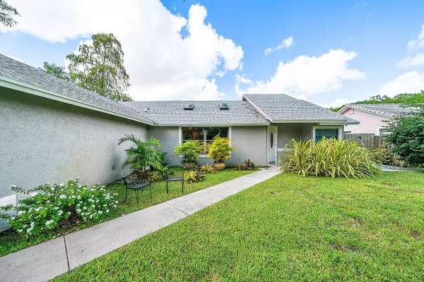 Wellington, FL 33414,1252 Raintree LN