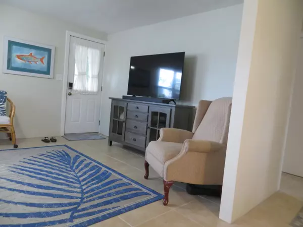 Englewood, FL 34223,509 S Mccall RD