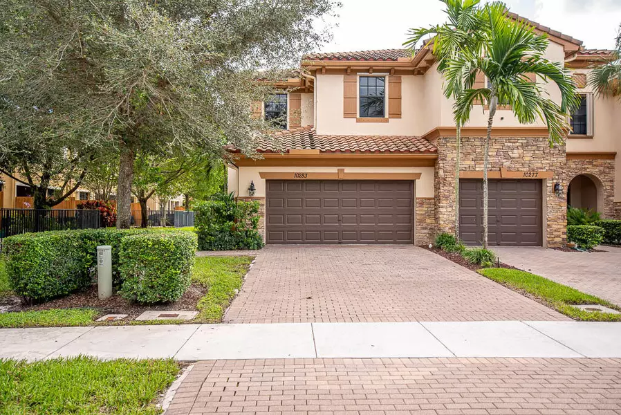 10283 Wellington Parc DR, Wellington, FL 33449