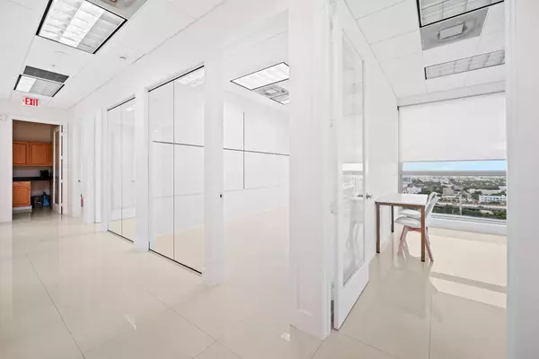 Miami, FL 33130,175 SW 7th ST 1600