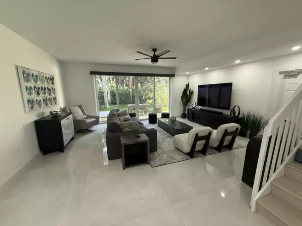 Palm Beach Gardens, FL 33410,500 Capistrano DR