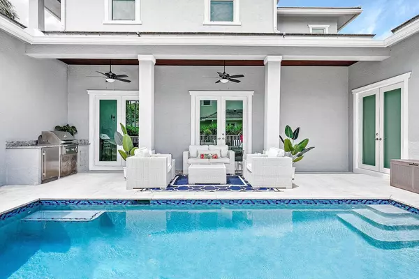 North Palm Beach, FL 33410,2500 Estates DR