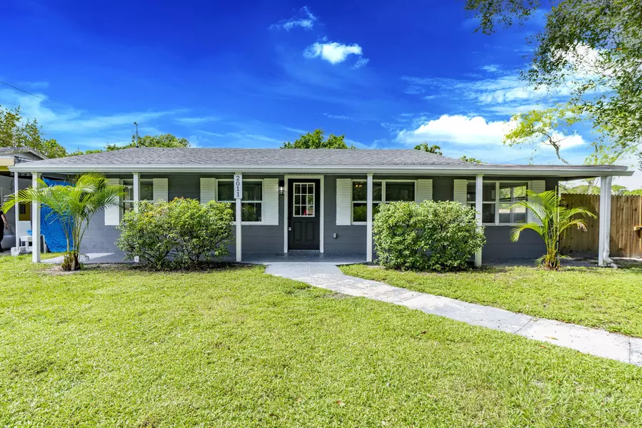 2011 N 51st CT, Fort Pierce, FL 34947