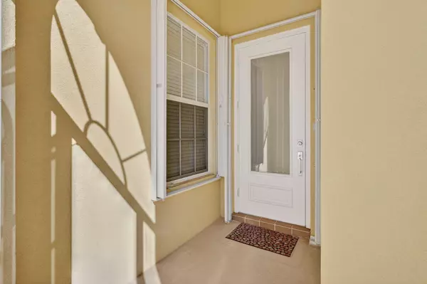 Port Saint Lucie, FL 34987