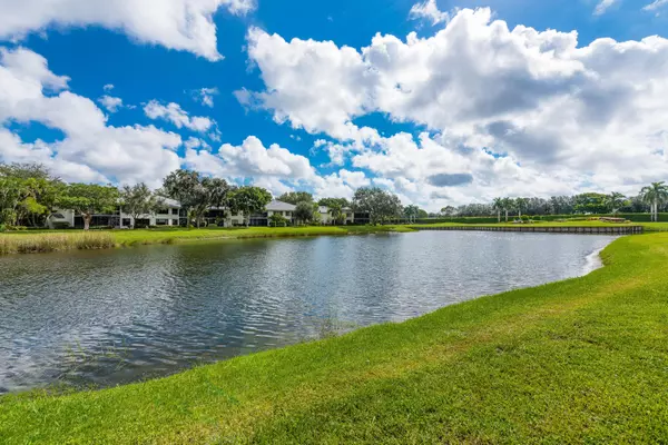 Delray Beach, FL 33446,15980 Loch Katrine TRL 8104