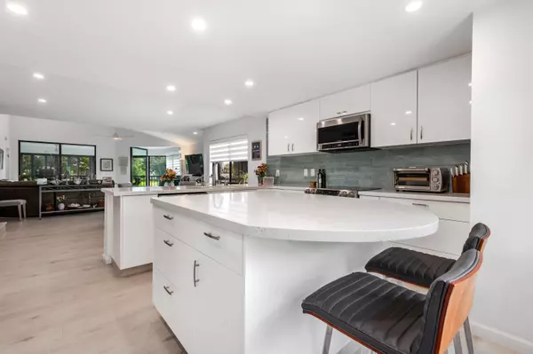 Delray Beach, FL 33446,15980 Loch Katrine TRL 8104