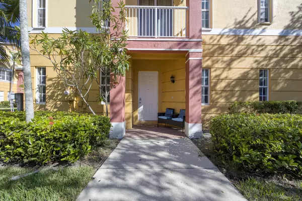 Royal Palm Beach, FL 33414,4101 Shoma DR