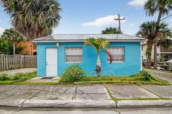 1330 S N ST Cottage, Lake Worth Beach, FL 33460