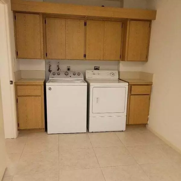 West Palm Beach, FL 33409,2761 Village BLVD 104