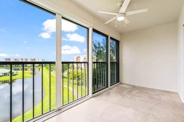 Delray Beach, FL 33484,14425 Strathmore LN 505