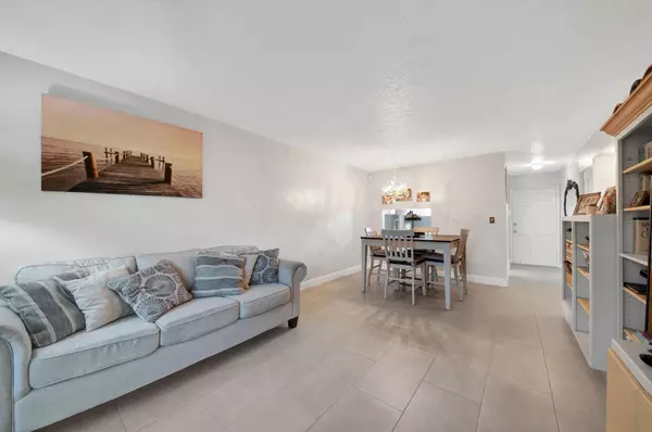 Lake Worth, FL 33461,2812 S Garden DR 109
