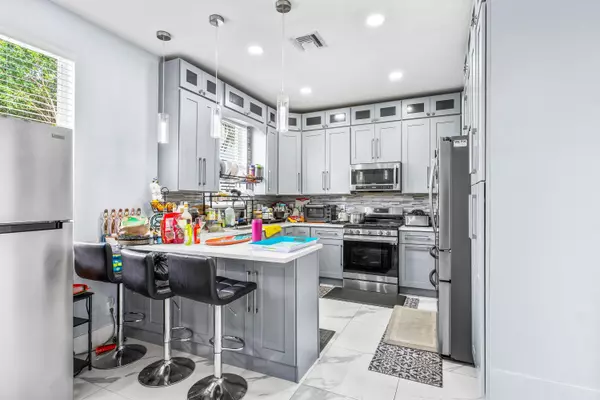 Greenacres, FL 33413,1087 Salmon ISLE