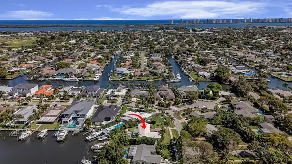 North Palm Beach, FL 33408,701 Waterway DR