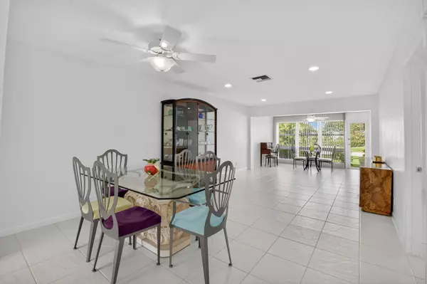 Delray Beach, FL 33484,13632 Via Flora, Unit B