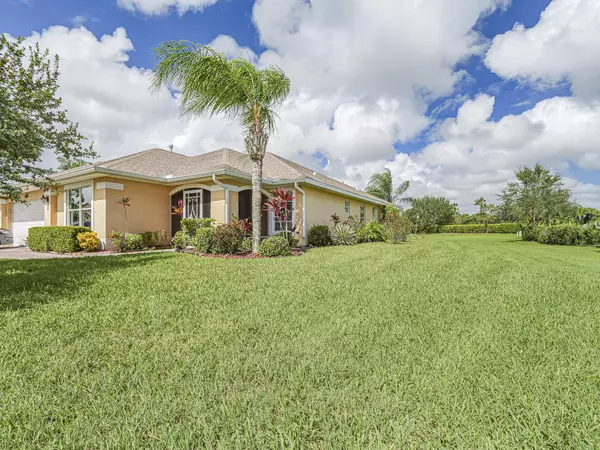 Vero Beach, FL 32968,5310 SW Valencia LN