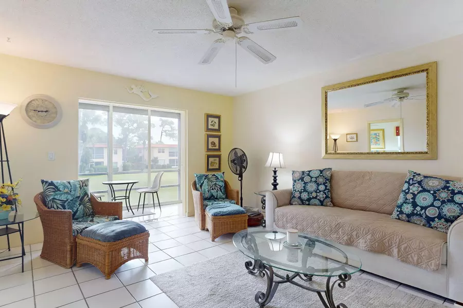 1993 SW Palm City RD F, Stuart, FL 34994