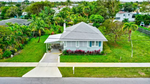 320 SE 4th AVE, Delray Beach, FL 33483
