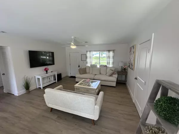 Lake Worth Beach, FL 33461,1702 High Ridge RD