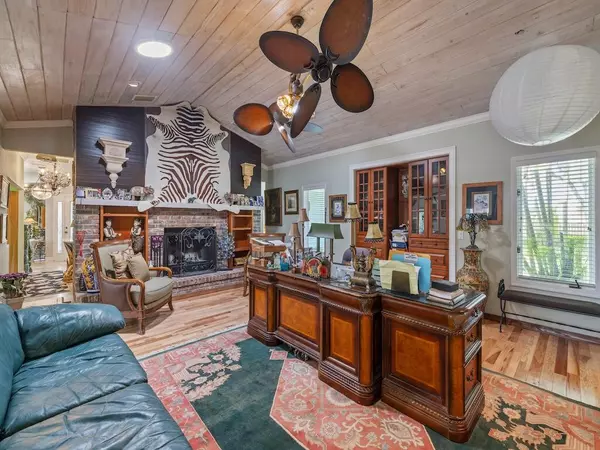 Vero Beach, FL 32968,480 38th CT