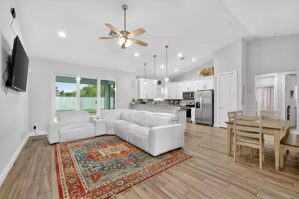 Port Saint Lucie, FL 34953,1438 SW Calmar AVE