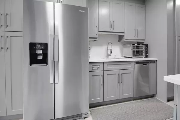 Pompano Beach, FL 33064,3400 Blue Lake DR 302