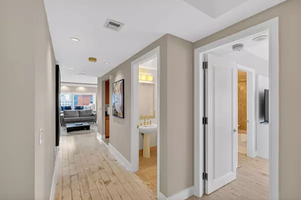 Miami, FL 33131,1435 Brickell AVE #3401