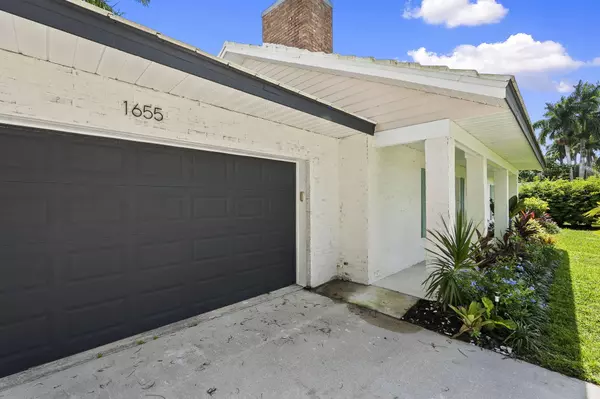 Stuart, FL 34994,1655 NW Fork RD