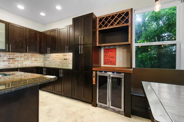 Boca Raton, FL 33431,1420 NW 49th LN