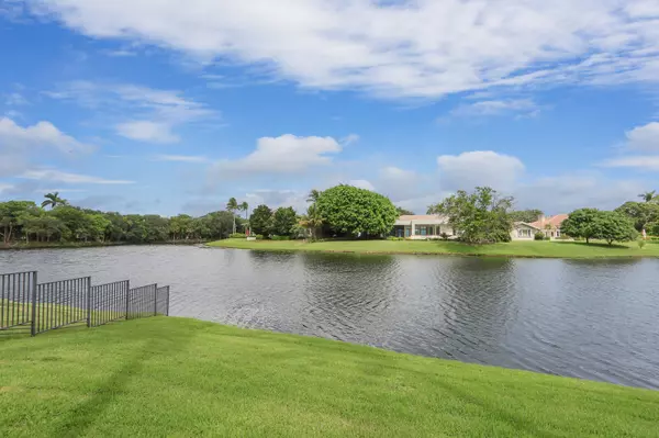 3139 S Miro DR, Palm Beach Gardens, FL 33410
