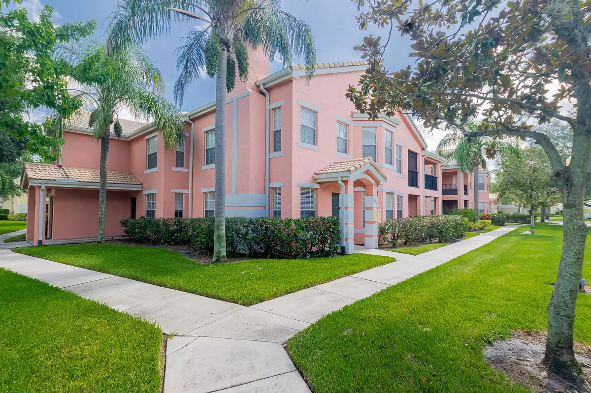 Port Saint Lucie, FL 34986,168 SW Peacock BLVD 35-103