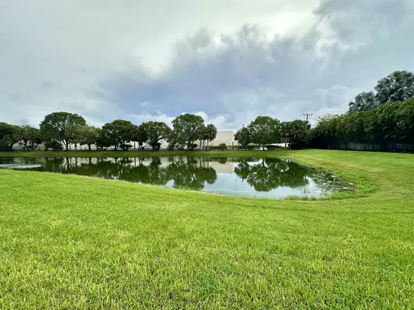 Boca Raton, FL 33428