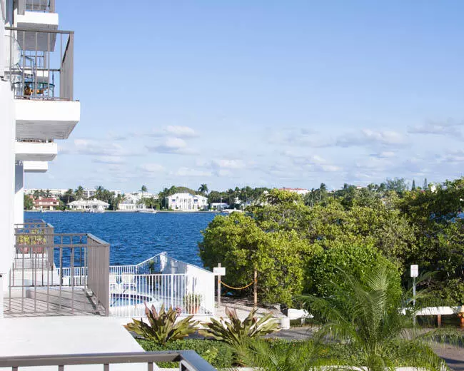 301 Croton AVE 202, Lantana, FL 33462