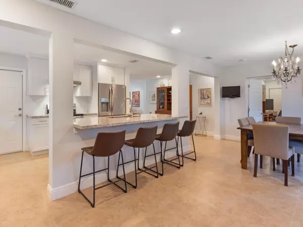 Boynton Beach, FL 33426,2208 SW 19th AVE