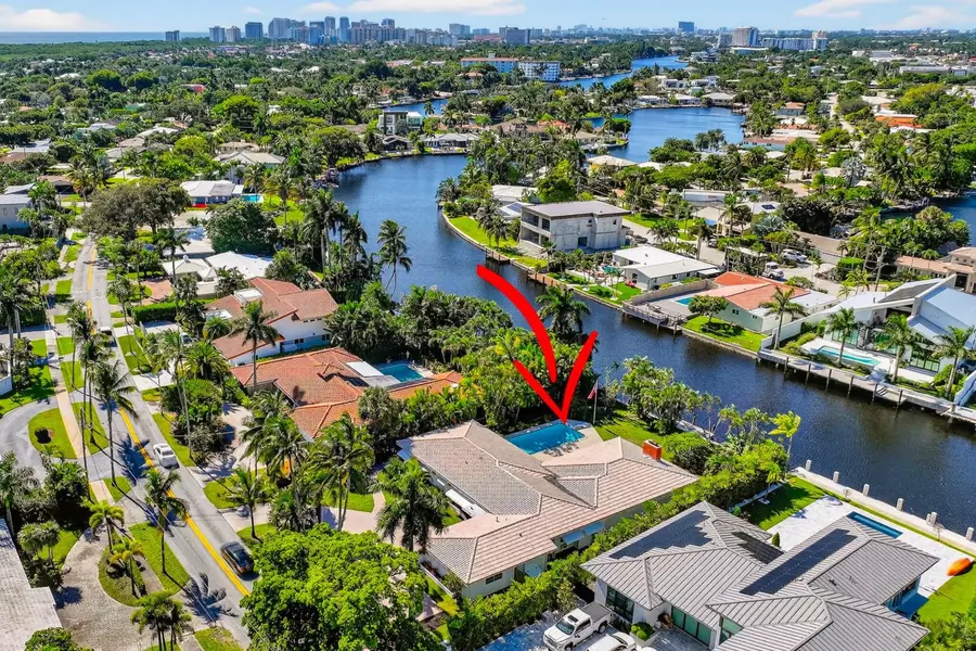2541 Middle River DR, Fort Lauderdale, FL 33305