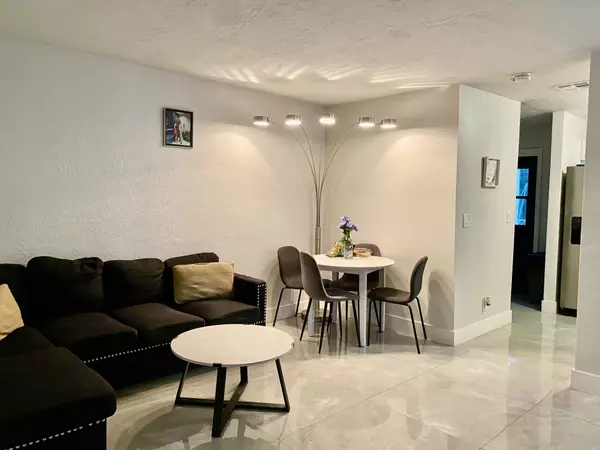 West Palm Beach, FL 33401,1353 9th ST 1353