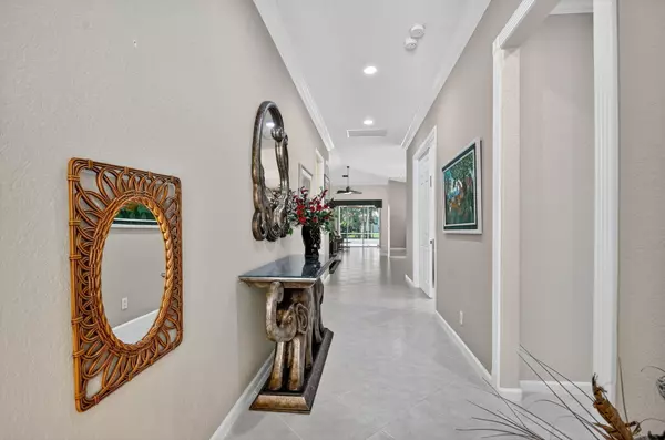 West Palm Beach, FL 33411,2325 Sapphire CIR