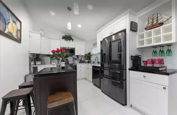 West Palm Beach, FL 33407,3700 Australian CT