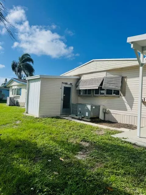 Port Saint Lucie, FL 34952,19 W Caribbean