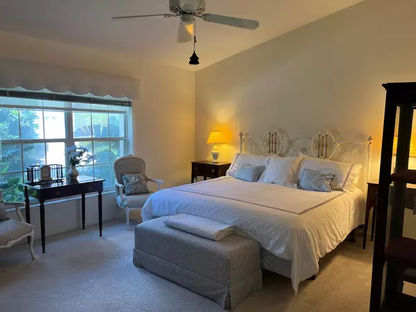 Boca Raton, FL 33487,17275 Ventana DR