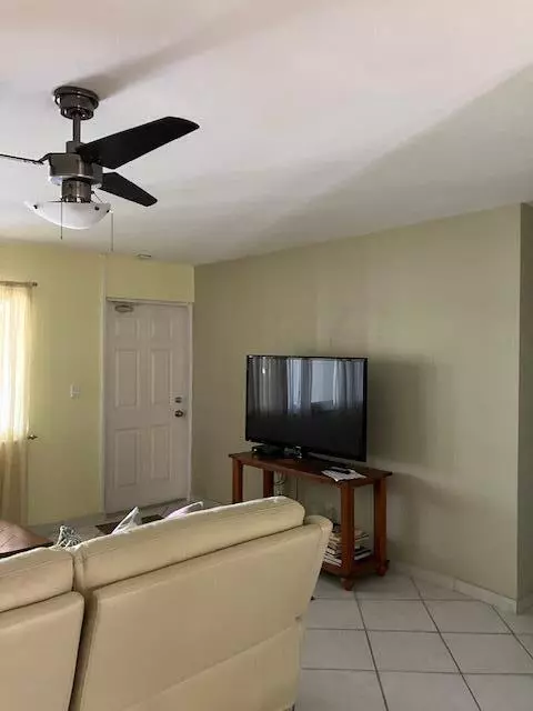 Hillsboro Beach, FL 33062,1199 Hillsboro Mile 323