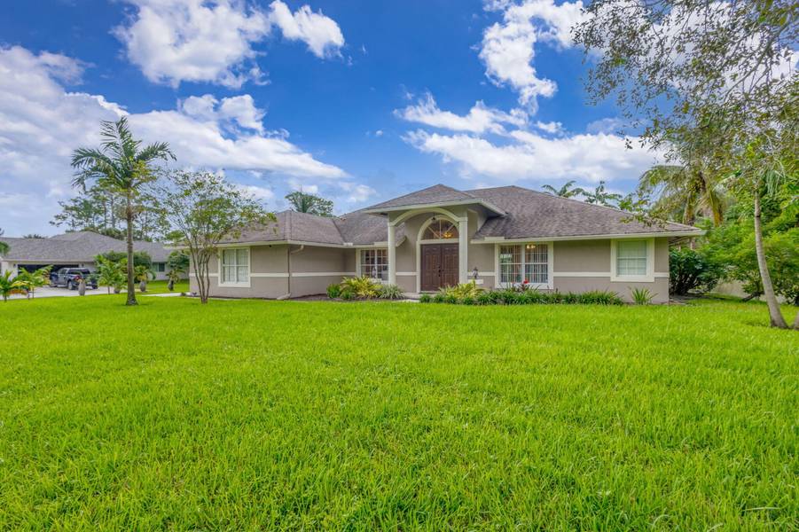 11646 N 63rd LN, The Acreage, FL 33412